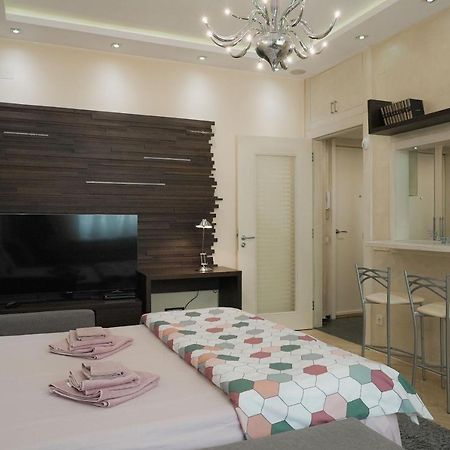 Home Center Apartment Belgrado Esterno foto